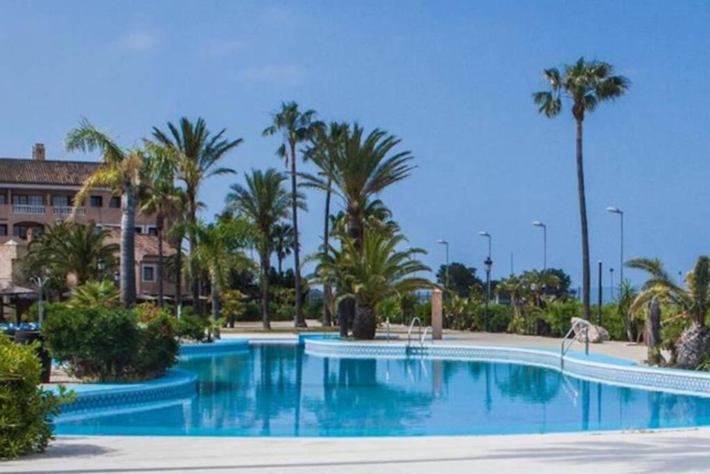 サン・フェルナンド Duplex 6 Pax Con Wifi En Bahia Sur Con Parking Y Piscinas Comunitariasヴィラ エクステリア 写真